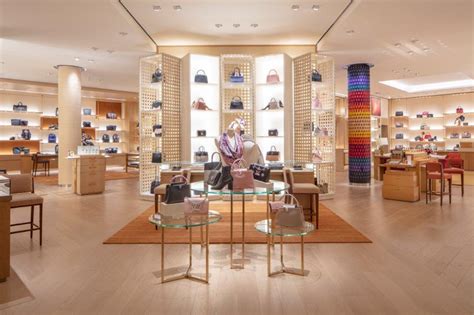 louis vuitton montreux|louis vuitton montreal prices.